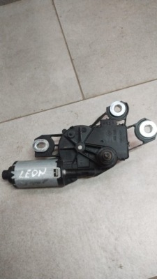 Leon ii моторчик дворники задняя 5p0955711c фото №1