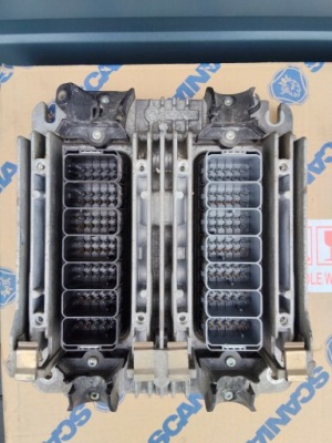 Блок керування бортовий комп'ютер двигуна s8 scania r xpi ecu ems dc13 148 фото №1