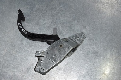 Opel astra h 1.6b педаль сцепления фото №1