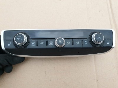 Панель обдув кондиционера audi a3 8v 8v0820043d фото №1