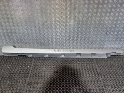 Vw passat b8 молдинг поріг права 3g0853858 фото №1