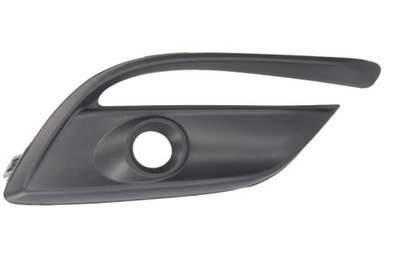 Решітка радіатора решітка w бампер права mazda 3 bm , 2017-2019 фото №1