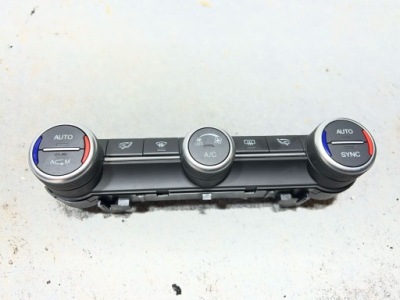 Панель кондиціонера alfa romeo giulia 01561390660 фото №1