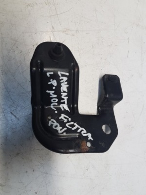 Maserati levante кронштейн фильтра воздуха фото №1