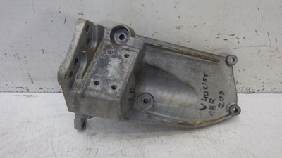 Кронштейн коробки volvo v40 ii 2.0 d 31370633 фото №1