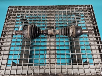 Приводной вал перед левая mercedes gla x156 13-19 1.6t автоматическая коробка передач фото №1