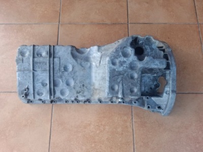 Поддон масляная mercedes 2,7 cdi r6470140502 фото №1