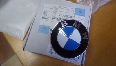 Emblemat Logo BMW G01 G02 G15 G20 G30 51147463684