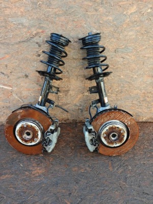 Амортизатор лівий поворотний кулак ліва renault megane v e-tech 543037546r фото №1