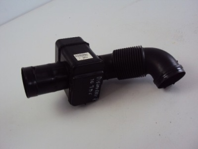 Труба повітрозабірник повітря land rover discovery v l462 фото №1