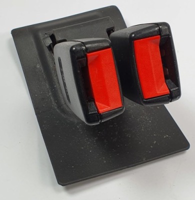 Клипса поперечина задняя mini cooper r50 r53 7055957 фото №1