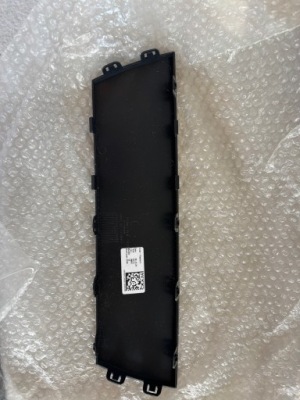 Tesla model y 2020- заглушка бампера задняя 1494009-00-d фото №1