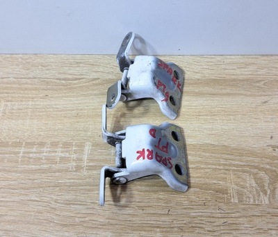 Spark iii m300 петлі двері праве правий задня d+g фото №1