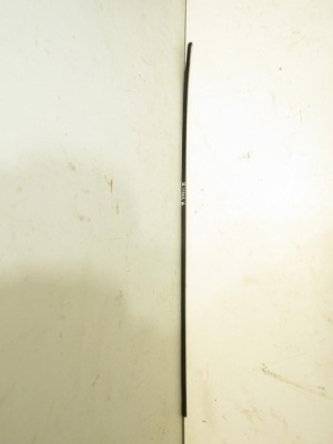 Молдинг дахова права toyota yaris iii фото №1