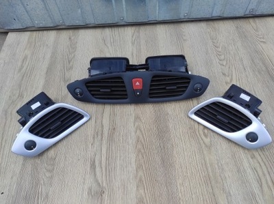 Решітка ,ґрати обдув scenic iii kpl. фото №1