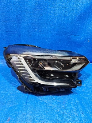 Renault captur ii лампа передняя правая full led 260104900r фото №1