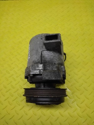 Subaru forester компресор кондиціонера 2f67045010 фото №1