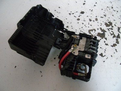 Клемма плюсовая 13368492 opel zafira c фото №1