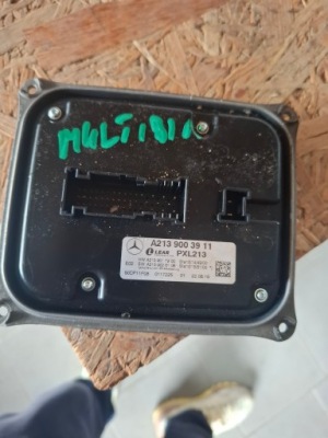 Mercedes w213 преобразователь исправна оригинал 2139003911 led фото №1