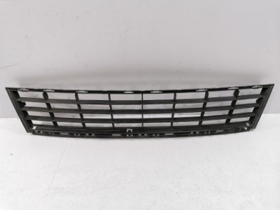Решётка бампера средняя решётка  renault clio 3 3 рестайлинг  2009 2010 2011 2012 фото №1