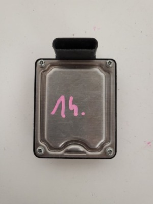 Tesla 3 x s y радар модуль блок управления p1108647-00-d фото №1