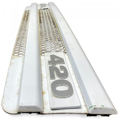 1366384 scania решітка, нижня фото №1