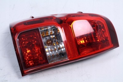 Лампа лівий задня toyota hilux viii 8 23r. idealna фото №1