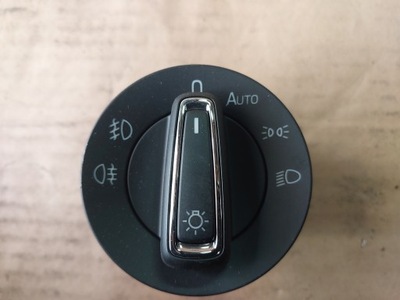 Skoda scala перемикач вимикач світла 3v0941431 фото №1