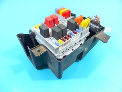 Коробка предохранителей opel insignia a 08-17 фото №1