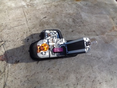 Вкладыш лампы цоколь задняя левая renault megane 3 iii coupe фото №1