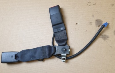 Клипса пряжка поперечина безопасности задняя honda accord viii 8 оригинальный номер фото №1