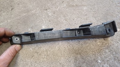 Kia stonic направляющая лампы правый передний фото №1