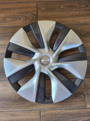 Kołopak tesla y 19 cali 1044235-00-c фото №1