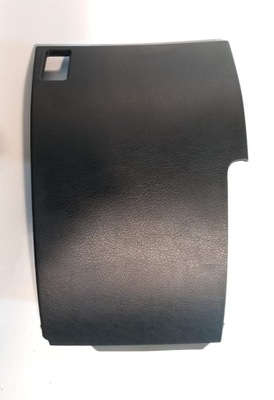 Заглушка предохранителей peugeot 207 1,4 hb 2011 фото №1