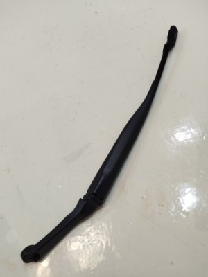 Важіль двірники ліва maserati ghibli iii 2015r 670007562 całe фото №1