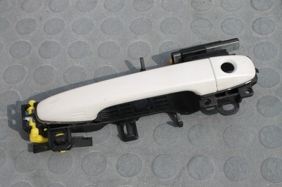 Ручка дверь левый перед keyless toyota verso 09-18 фото №1