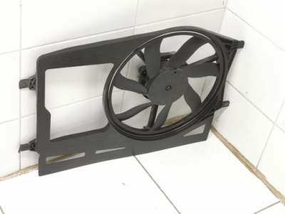 2004 mini one - cooper r50 - 53 вентилятор радиатора 8240290 фото №1