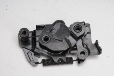 Volvo xc40 2 замок капота правый  32244491 фото №1