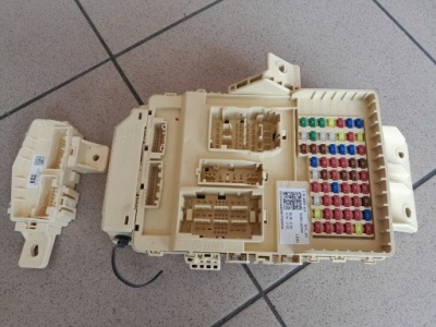 Kia niro ii 22- коробка запобіжників 91950-ao330 фото №1