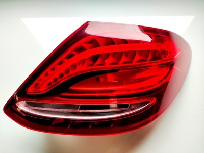 Лампа правая задняя mercedes w213 a2139061600 фото №1