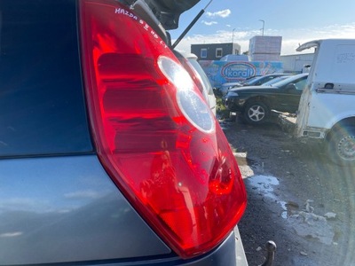 Лампа левая задняя mazda 5 ii hb фото №1