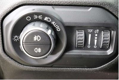 Переключатель противотуманные wrangler eu gladiator фото №1