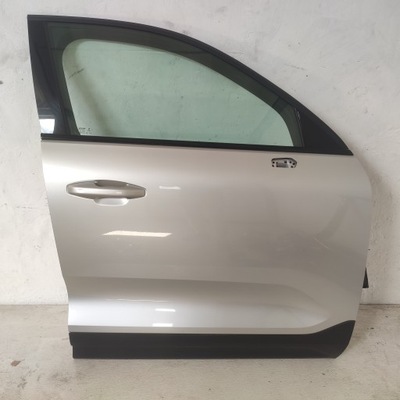 Volvo xc40 2018 двері правий перед колір 711 фото №1