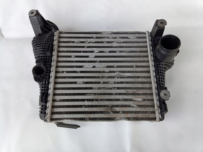 Porsche macan gts turbo інтеркулер лівий фото №1