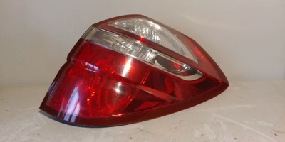 FARO PARTE TRASERA DERECHA SUBARU LEGACY RESTYLING 2007 2008 UNIVERSAL  