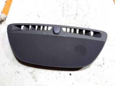 Volvo v60 ii пластик защита панели накладка динамика 31467496 2018- фото №1