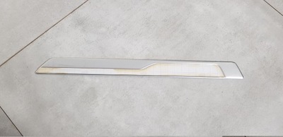 Skoda kamiq молдинг поріг права хром фото №1