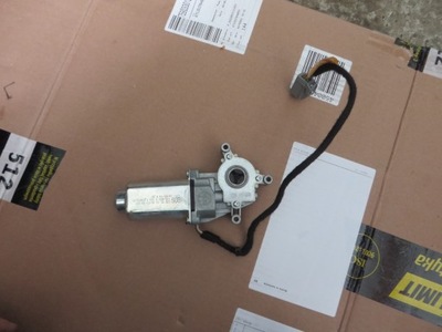 Моторчик шторка панорамний дах volvo v40 r фото №1