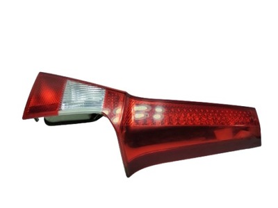 Volvo v70 lift лампа правий задня задня фото №1