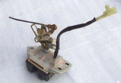 Suzuki wagon r+ 1999r замок крышки b07-spl-r оригинал фото №1